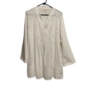 Novica White Embroidered Tunic Top Long Sleeve